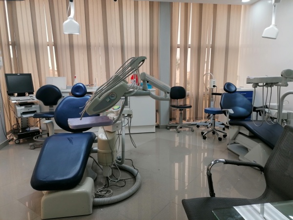 DOCTEUR MEDECIN DENTISTE CHERKAOUI ADIL (CABINET) Logo